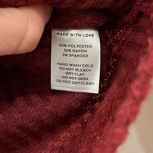 Lulus Cozy Burgundy Waffle Knit Mock Neck Long Sleeve Sweater Size Medium NWT - Picture 6 of 6